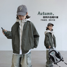 男童假两件连帽外套春秋款2025新款中大儿童秋装上衣男孩秋季夹克