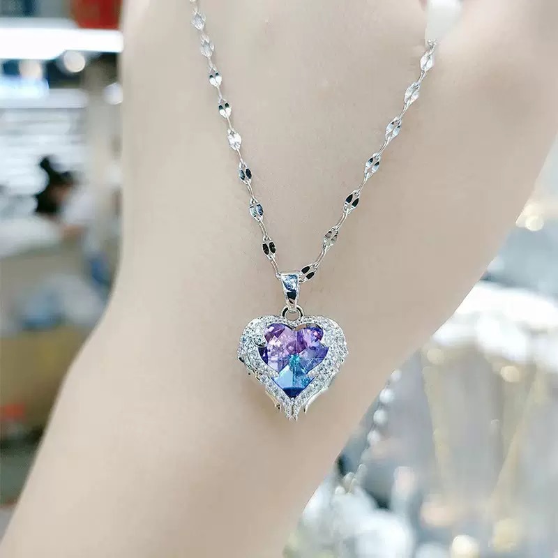 European and American Cross-Border Ocean Heart Dazzling Purple Light Heart-Shaped Colorful Water Gold Pendant Necklace for Women, High-End Clavicle Chain Accessory