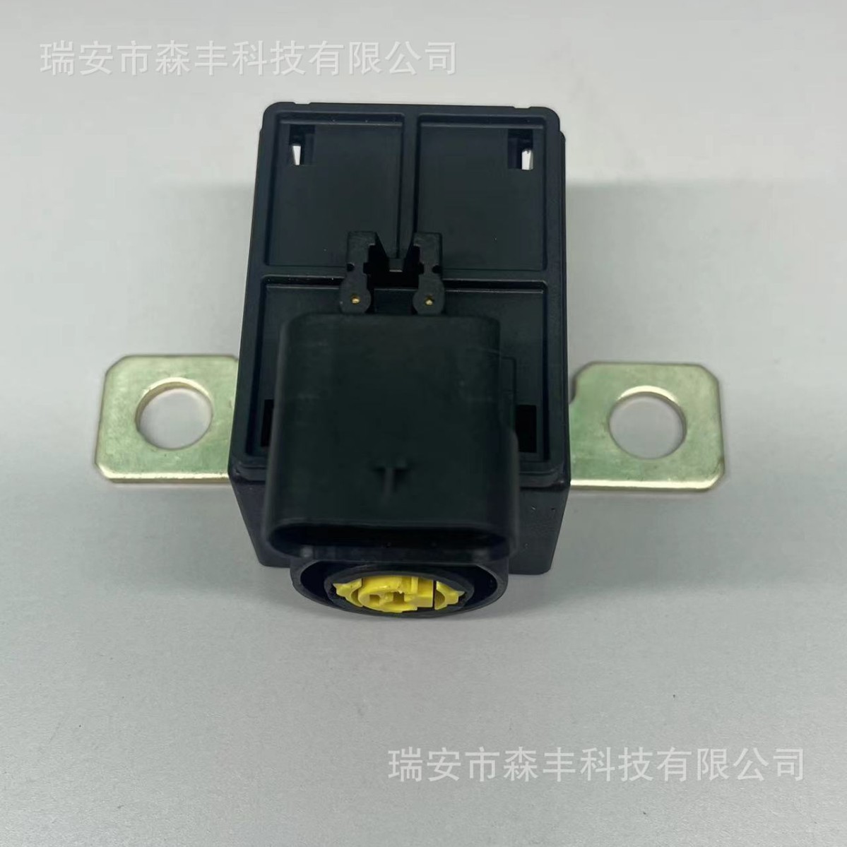 A0009822904 battery overload protector power-off switch for mercedes benz c-class S-class A0009827425