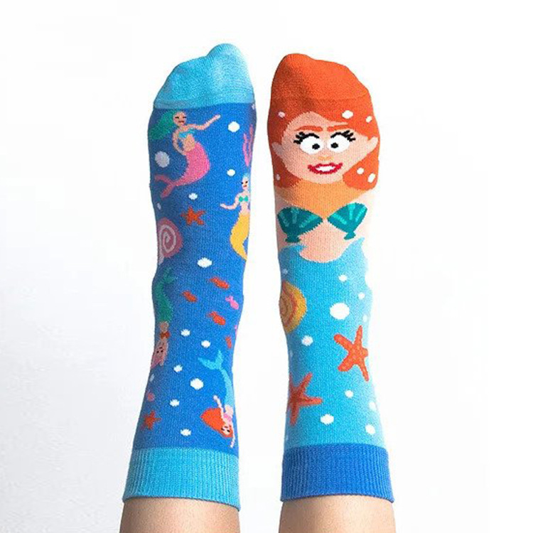 Unisex Casual Cartoon Cotton Crew Socks A Pair display picture 1