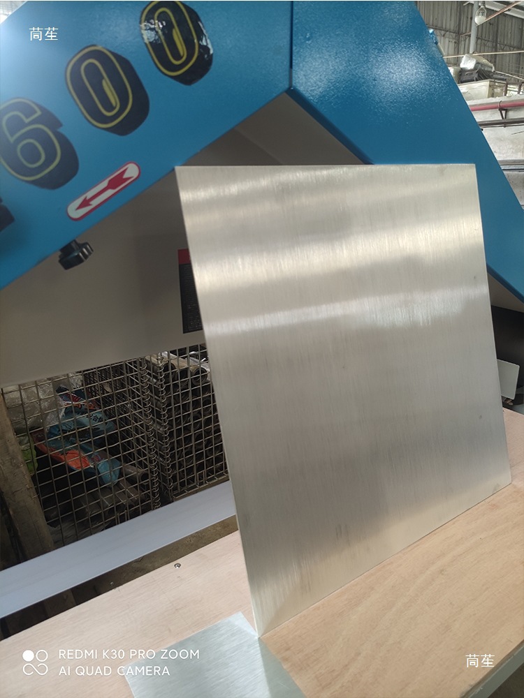 抛光机五金除锈拉丝打磨机三角立式平卧砂带打磨除毛刺砂布床配件