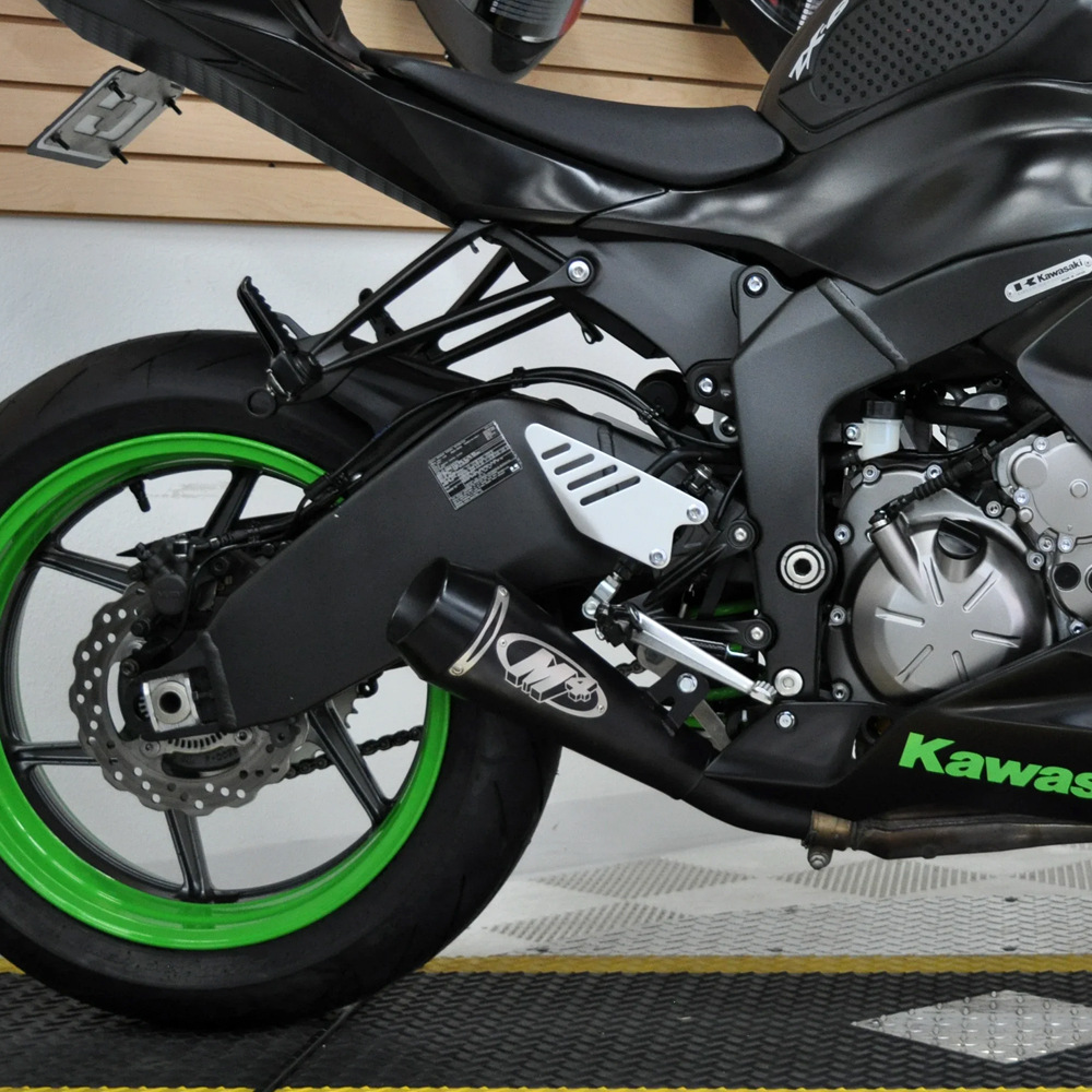 Suitable for ZX-6R motorcycle modified exhaust pipe stainless steel integrated mid-tail section special car straight up 09-24 years