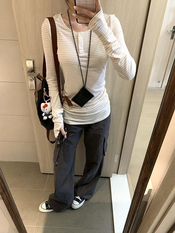 米黄色条纹长袖t恤女早秋新款修身显瘦亨利领内搭外穿打底衫上衣|undefined