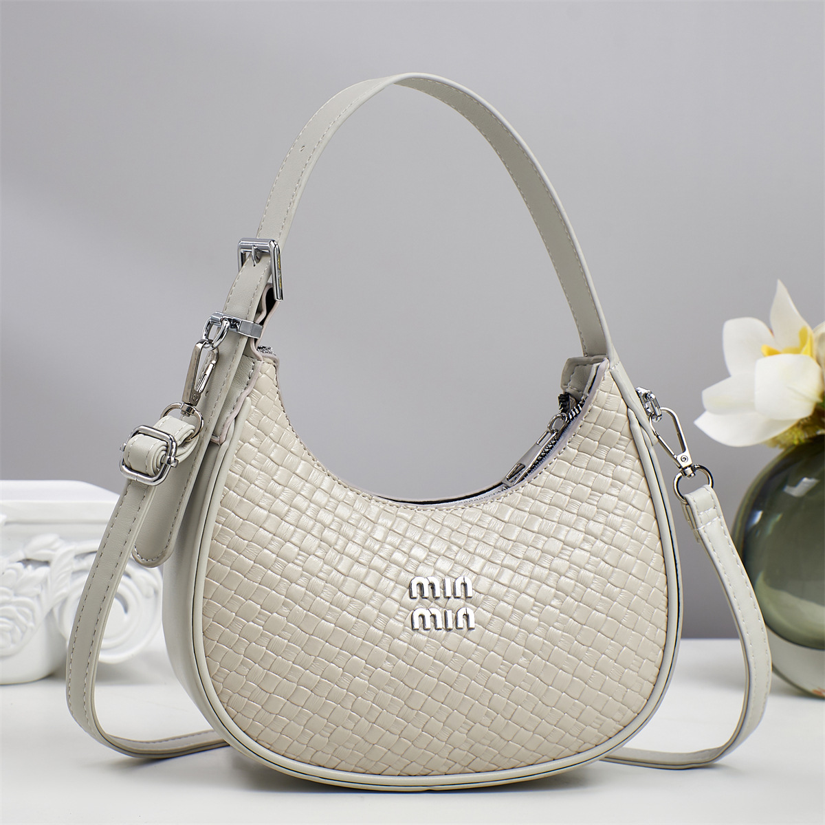 Nuevo bolso de viaje de trabajo 2025, bolso de mensajero de un solo hombro de lujo ligero