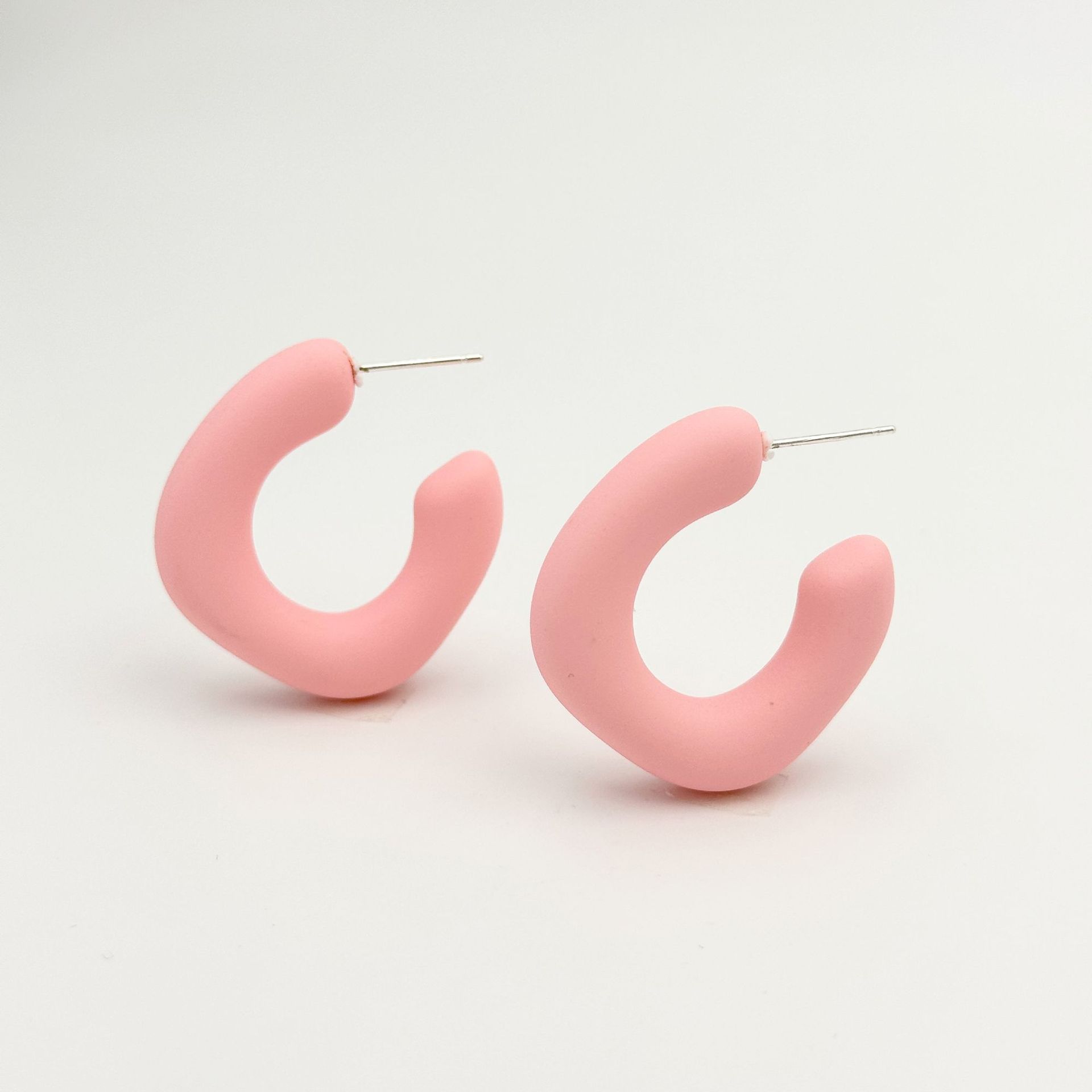 1 Pair Cute Lady Sweet Geometric Round Stoving Varnish Arylic Hoop Earrings display picture 9