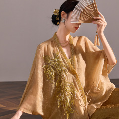 中国風の新しい中国風のオールドマネースタイルの刺繍ビーズゴールデンレーヨンシャツ女性のハイエンドのライト高級ルーズトップ M5061