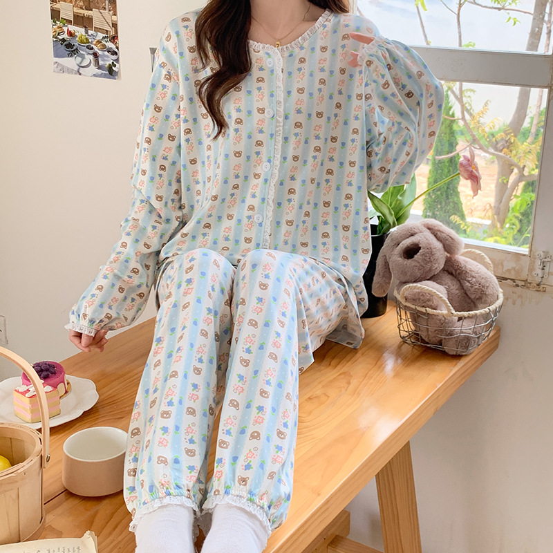 Autumn cotton cartoon cardigan with a round collar