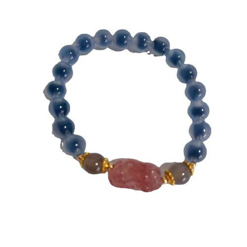 Blue Sugar Heart Agate Bracelet for Women, Ins-Inspired Unique Lightweight Luxury Strawberry Quartz Pi Xiu Charm for Attracting Love, Bracelet as a Gift for Best Friends