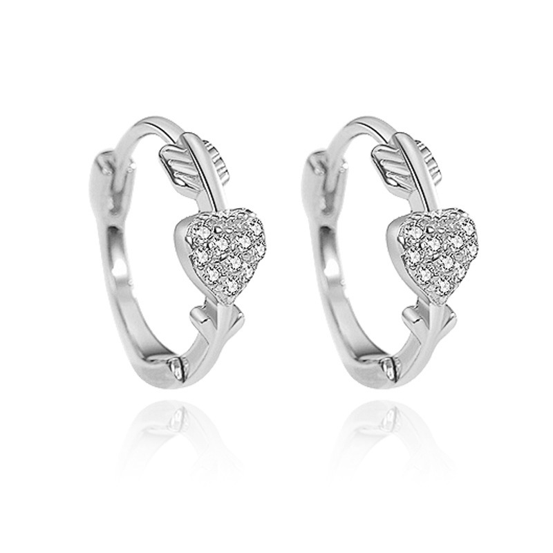 Pendientes de diamantes simples de plata de ley S925, diseño de nicho de alta gama, hermosos pendientes, colección de botones de oreja de estilo nuevo de verano