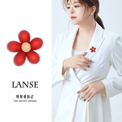 New Year Red Small Brooch for Women, High-End Collar Pin, Anti-Slip Accessory, Lightweight Luxury Mini Red Flower Dress Pin