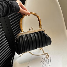 新中式竹节手提夹子包2024新款欧美时尚褶皱链条单肩斜跨小包包女