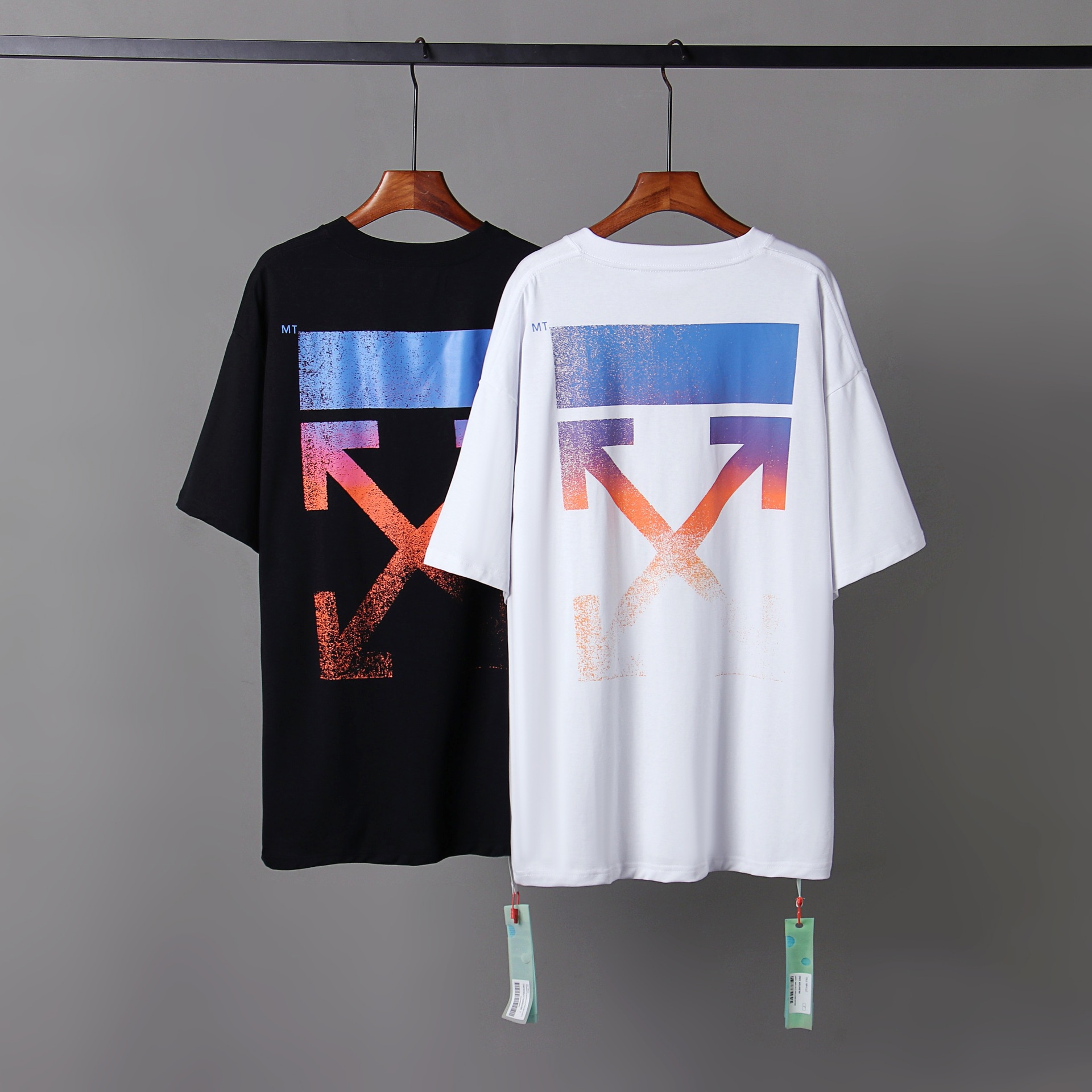 现货offwhale蓝橙渐变箭头印花OS版型男款潮牌短袖一件代发