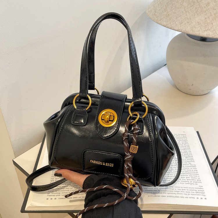 Agregue nuestra tienda QQ para obtener productos de dos yuanes de descuento