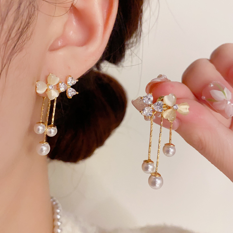 Korean sophisticated fashionable cute universal fresh earrings with…