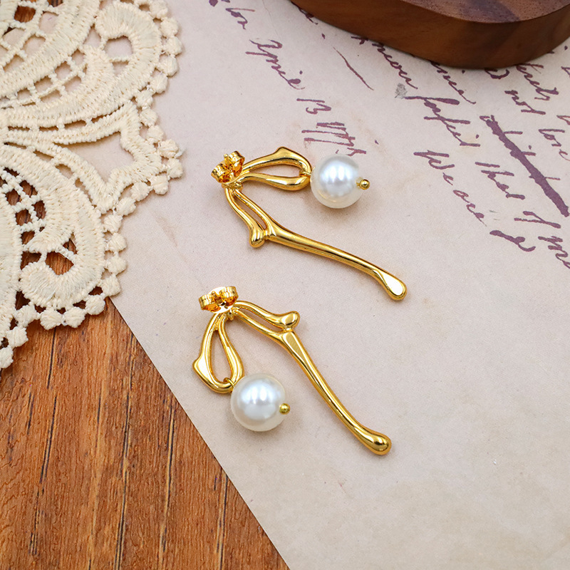 Geometric design creative earrings