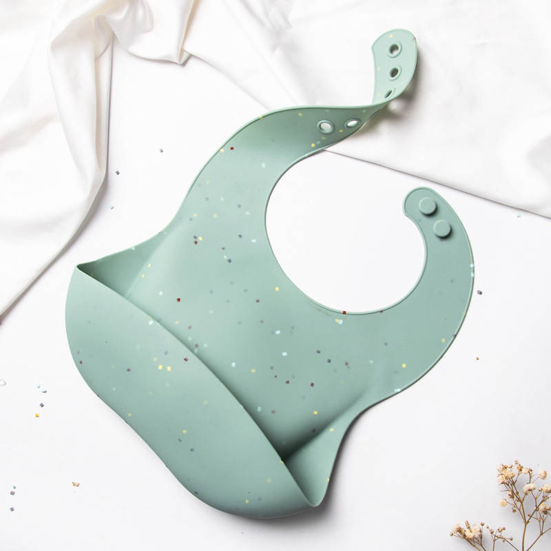 Babero de silicona estilo INS para niños, impermeable, tridimensional, desechable, ideal para la hora de la comida.