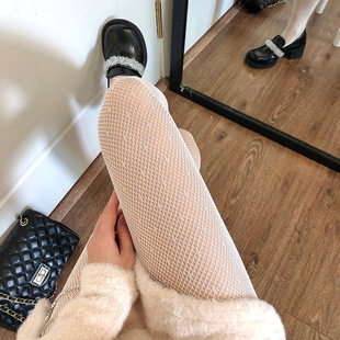 ��ϵ��ɫ�z�mŮ���ı����Ứ�����c�c��ɫ�Bѝ�mjk��ɫ�U�՝O�W�m