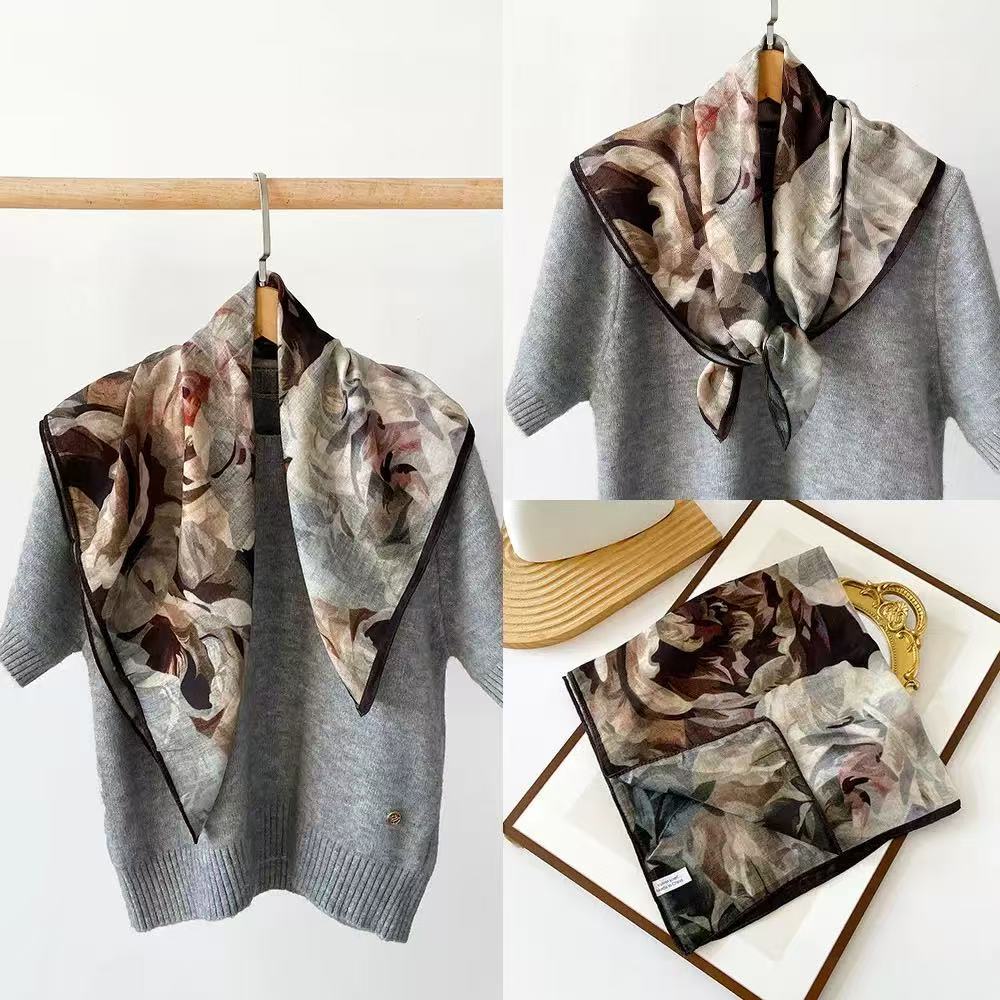 双面花色方巾丝巾直播爆款围巾印花方巾高级感女气质薄款68方巾