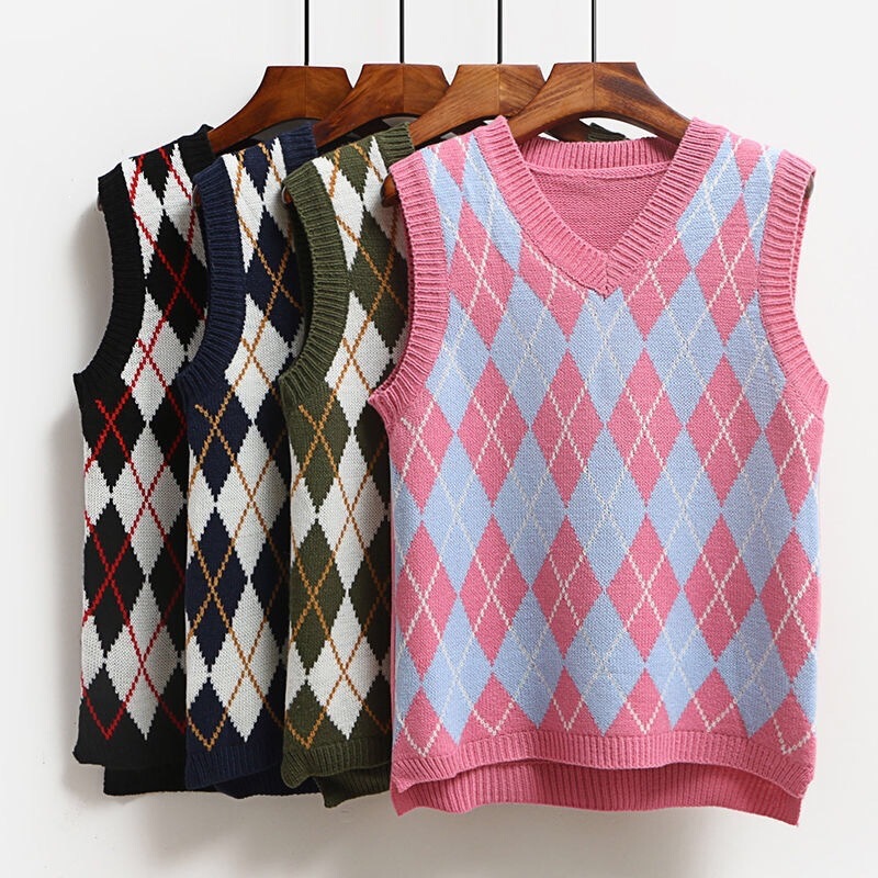 2025 Spring and Autumn New Style Diamond Pattern Sleeveless V-Neck Loose Student College Style Knitted Sweater Vest for Women