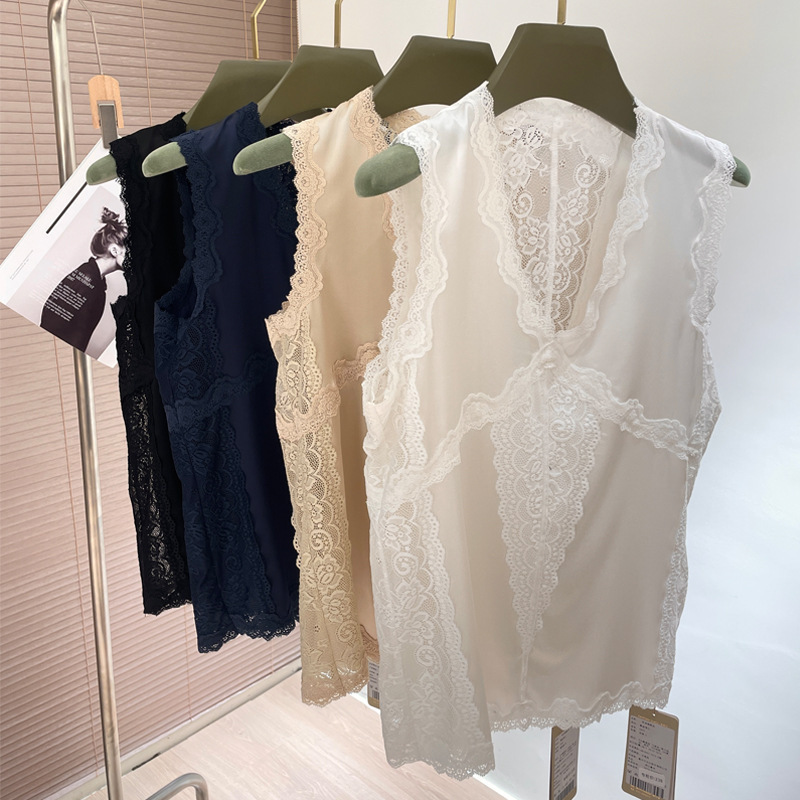 Silk Vest for Women, Made of Mulberry Silk, Suitable for Outerwear, 2026 Spring/Summer New Style, Loose-Fitting Camisole with Lace, Sleeveless Base Layer Top