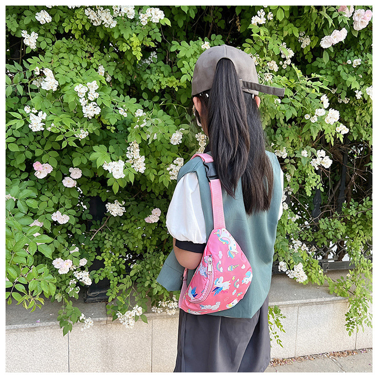 Fashionable boy and girl waist bags, trendy gift bags, children's chest bags, new cartoon dinosaur unicorn single-shoulder crossbody bags undefined
