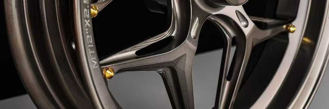 Des XT95FX wheel rim is suitable for M Sea Star, Niu, and Ninebot MZM5. The front hub is thickened