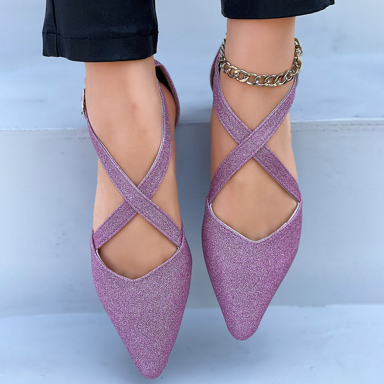 速卖通独立站2021夏欧美时尚尖头闪闪粉交叉带浅口平底外贸女单鞋