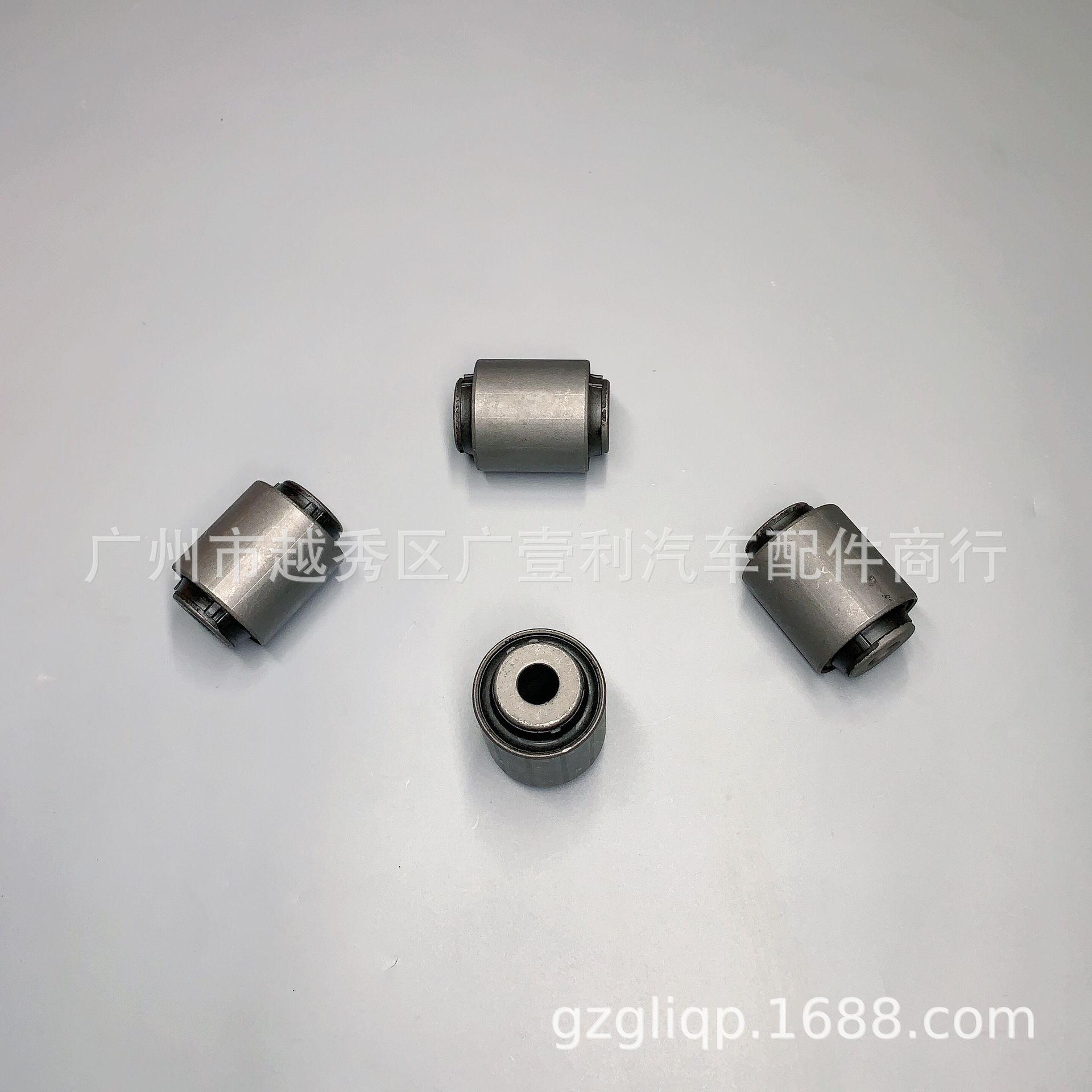 Suitable for 48725-33020 48725-05020 ACV40 RX330 Highlander rear pull rod glue