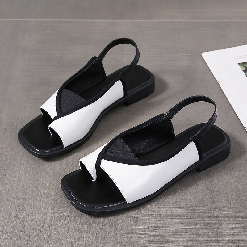 Casual summer retro sandals square toe flat