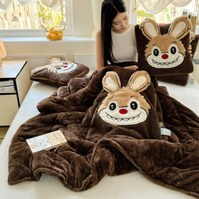 加厚保暖卡通抱枕被两用二合一车用办公宿舍懒人多功能被子可机洗