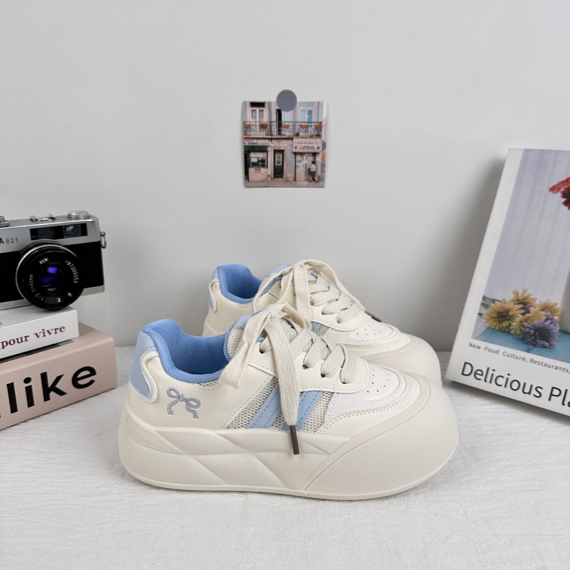 Onda lejana dulces zapatos de hojaldre para mujer 2025 nuevos zapatos de tablero de malla de suela gruesa de verano zapatos de pan de todo fósforo zapatos casuales