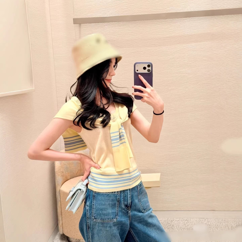 High-End Version Cd Brand 26 Early Spring New Letter Embroidery Color-Blocking Striped Shawl Round-Neck Knit Vest for Women