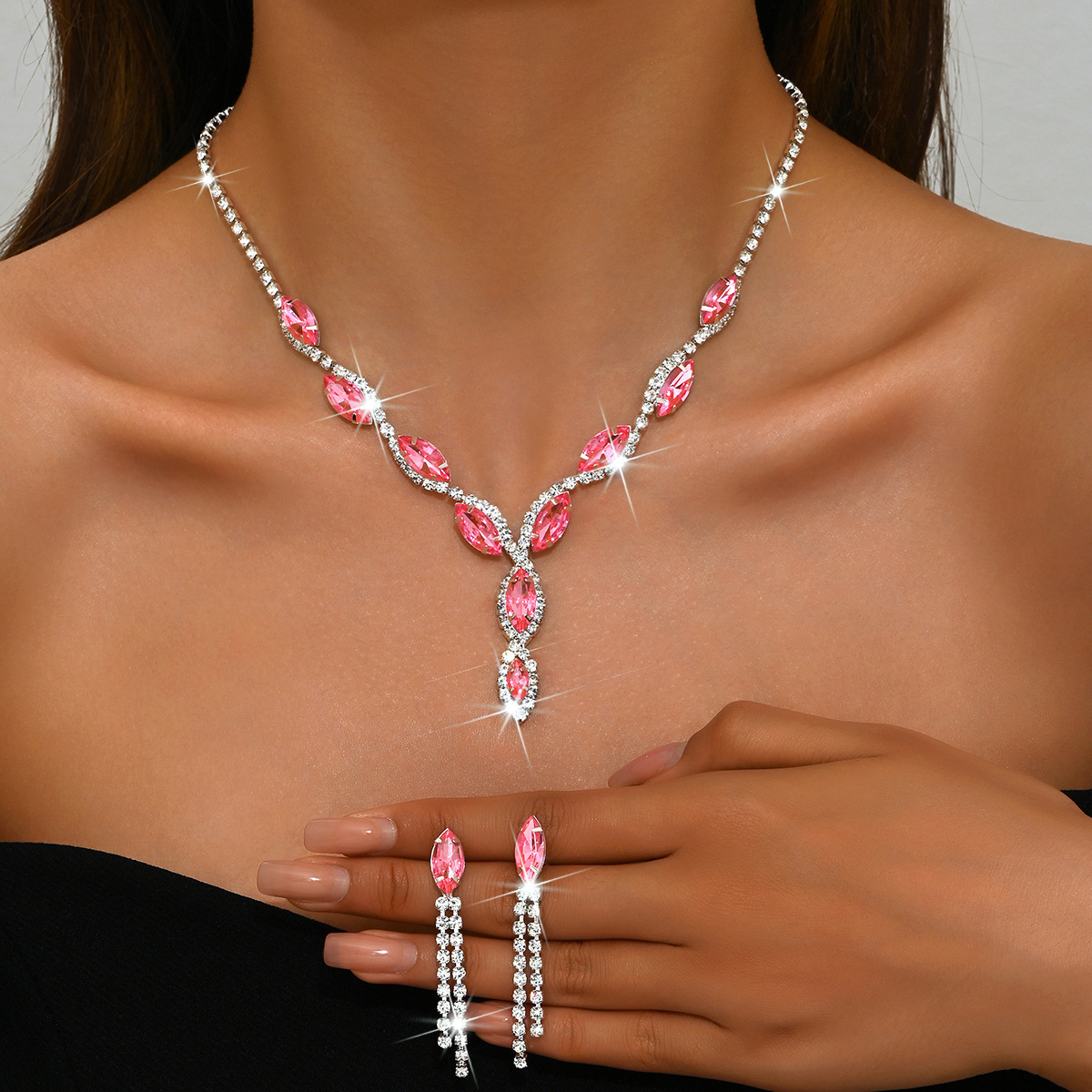 Set gioielli sposa con collana a goccia marquise e orecchini_voghion.com
