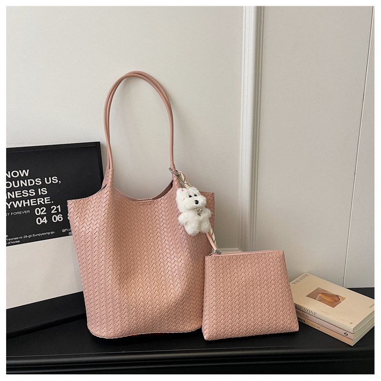 Bolsa coreana de gran capacidad para mujeres 2026 verano nuevo estilo de moda trenzado bolso de hombro axilar de viaje bolsa de ocio
