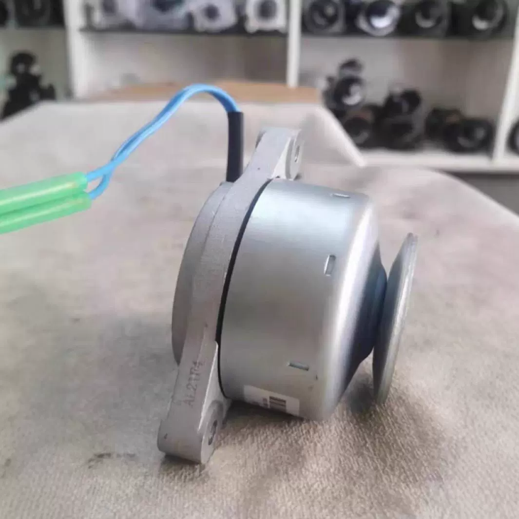 久保田V1505发电机17531-64012发电机D722阿特拉斯空压机发电机