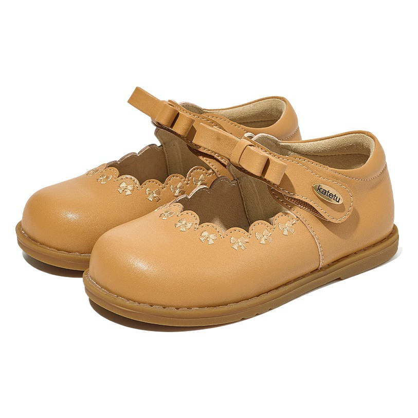 Carter Rabbit 2023 Новая Осенняя Маленькая кожаная обувь в стиле Британской академии Обувь принцессы Мэри Джейн Студенческая обувь Детский бант