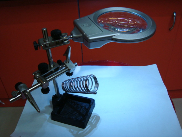 放大镜辅助工具带灯夹式放大镜高倍凸镜一件代发