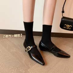 ジジン家 ~ キュンキュンしましょう! 軽い豪華なレトロな気質の先のメアリー珍の靴の女性の浅い口の金色の内で高くなる靴