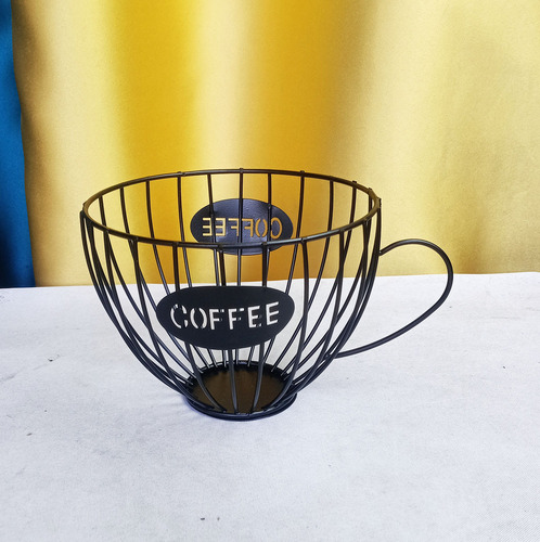 Factory direct sales cross-border creative iron wire round coffee seatless iron fruit plate spray-painted electroplated golden iron ornaments