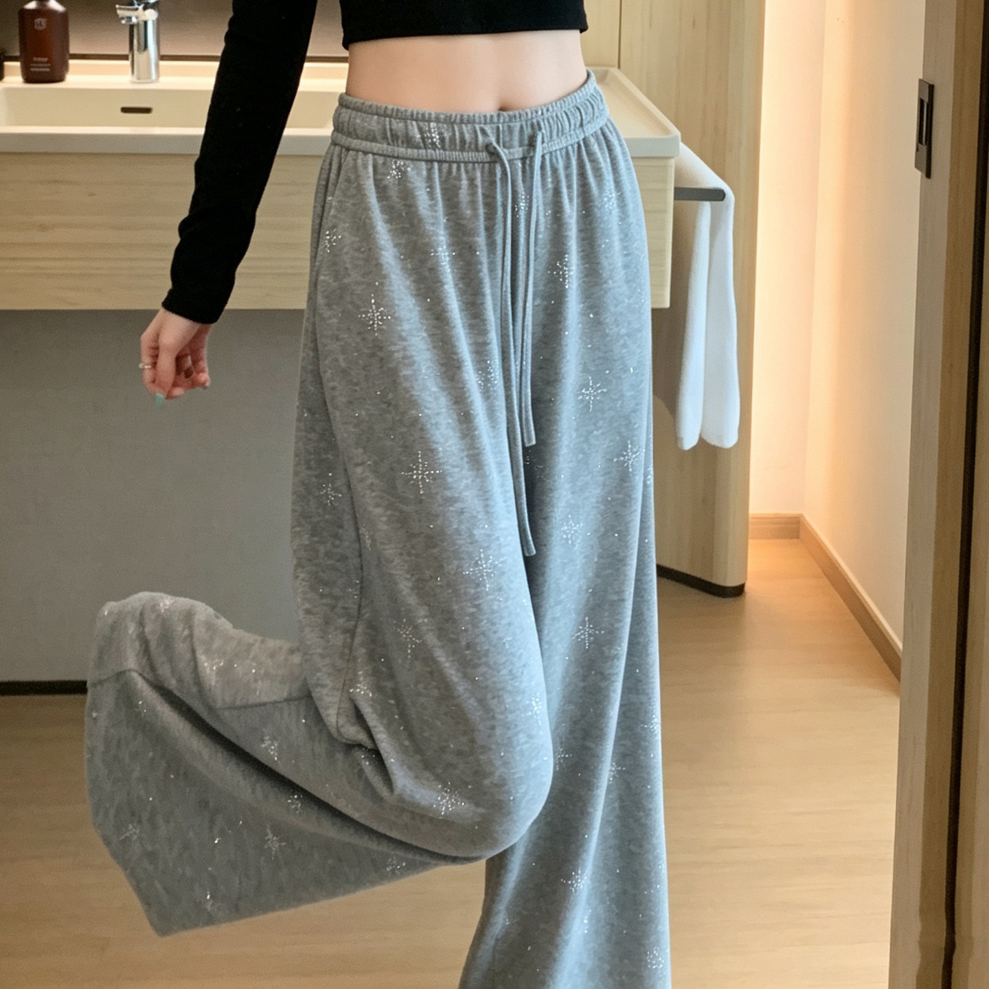 灰色满天星烫钻香蕉阔腿裤女春新款高腰显瘦宽松垂感爆闪直筒裤子