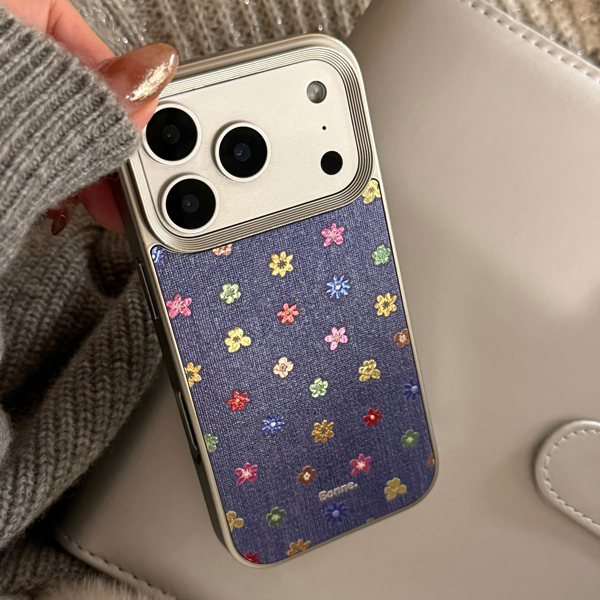 Coque de protection en cuir à motifs fleurs pour iphone_voghion.com