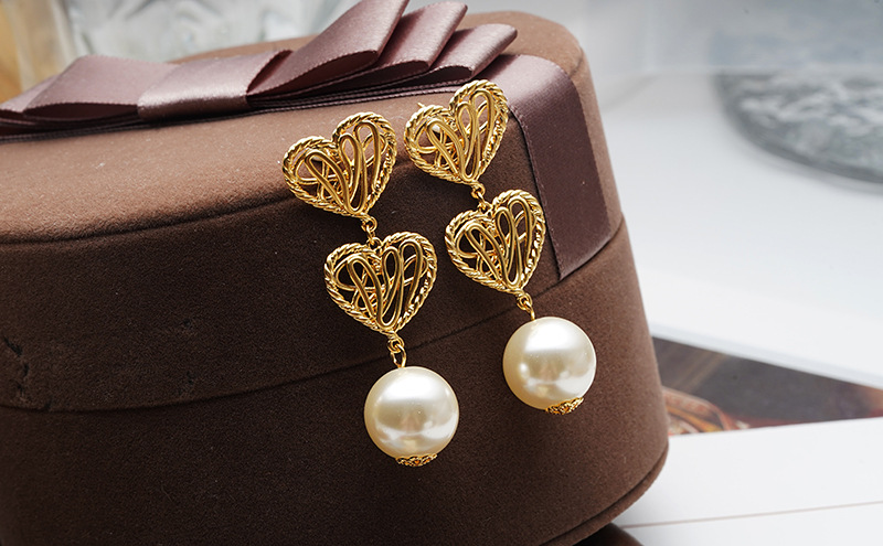 Alloy Material Heart Shape Pattern Cute Heart Shape Alloy Plating Artificial Pearls Women's 1 Pair
