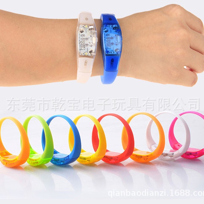 Pulsera luminosa LED de control remoto DMX personalizada, apoyo para actividades de concierto, accesorios de vítores, Bracelet LED
