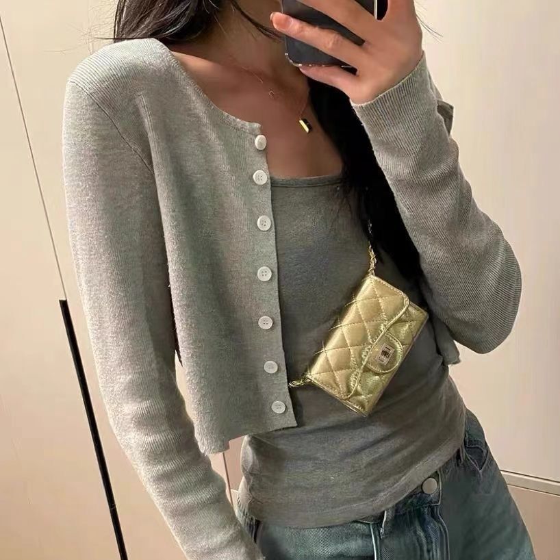 Bolsa de cintura elegante com corrente acolchoada mini transversal_voghion.com