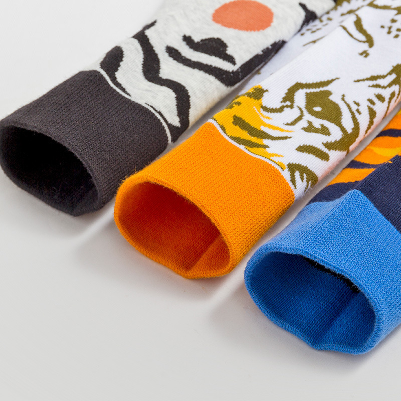 Men's Cotton Crew Socks For Autumn And Winter Skateboarding Style_voghion.com