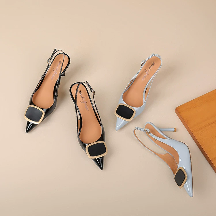 Коровья кожа телица? — переведем корректно: Cow patent leather square buckle high heels women's toe-cap back empty sandals spring and summer new arrival full leather pointed toe stiletto sandals for women inside and outside