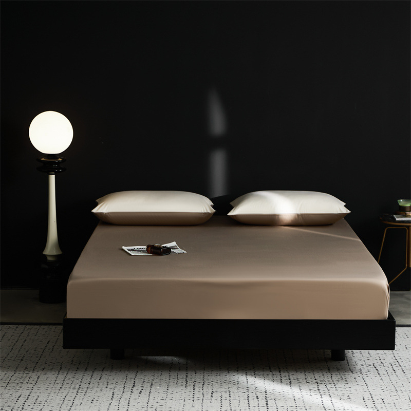 Hotel de lujo ligero de siete estrellas soporte de alta gama algodón de lana larga cama de algodón cubierta de protección de colchón cubierta antideslizante tres piezas