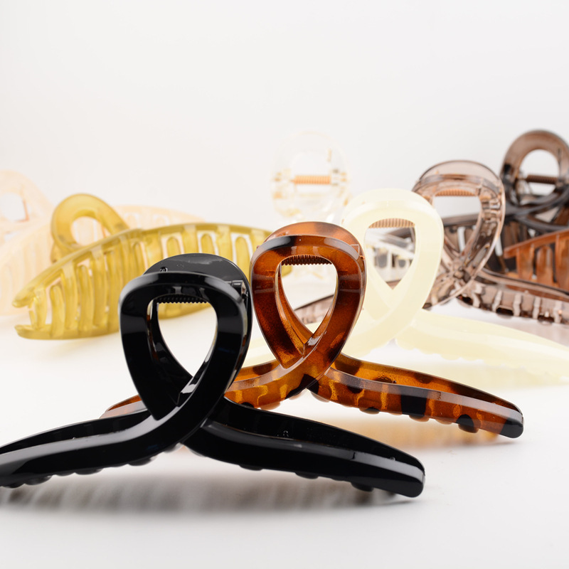 Korean-Style 13cm Cross-Shaped Hair Clip with a High-End Feel, Plastic Hairpin for Securing Hair at the Back of the Head, Shark Clip Korean-Style 13cm Cross-Shaped Hair Clip with a High-End Feel, Plastic Hairpin for Securing Hair at the Back of the Head, Shark Clip