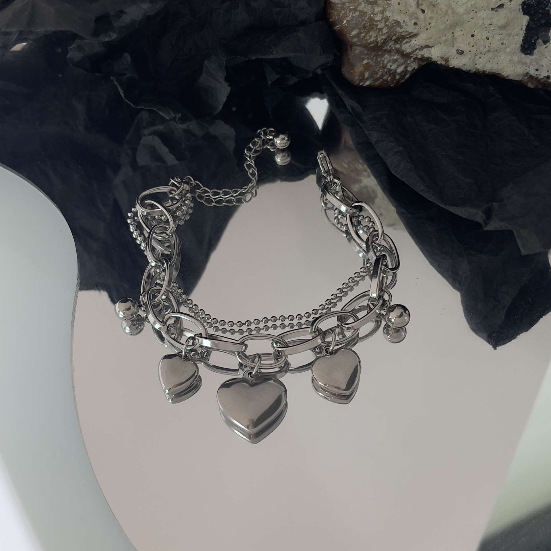 Daily Occasion Titanium Steel Material Simple Style Heart Shape Titanium Steel Heart Bracelets 1 Piece
