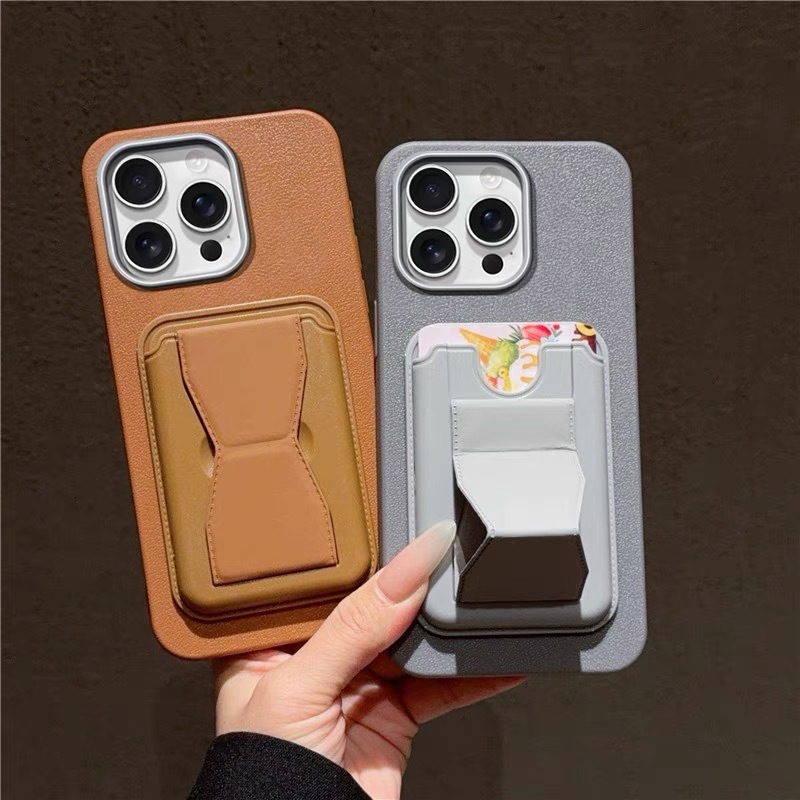 适用苹果16promax手机壳棕色15皮iPhone14卡包13支架商务16E男11